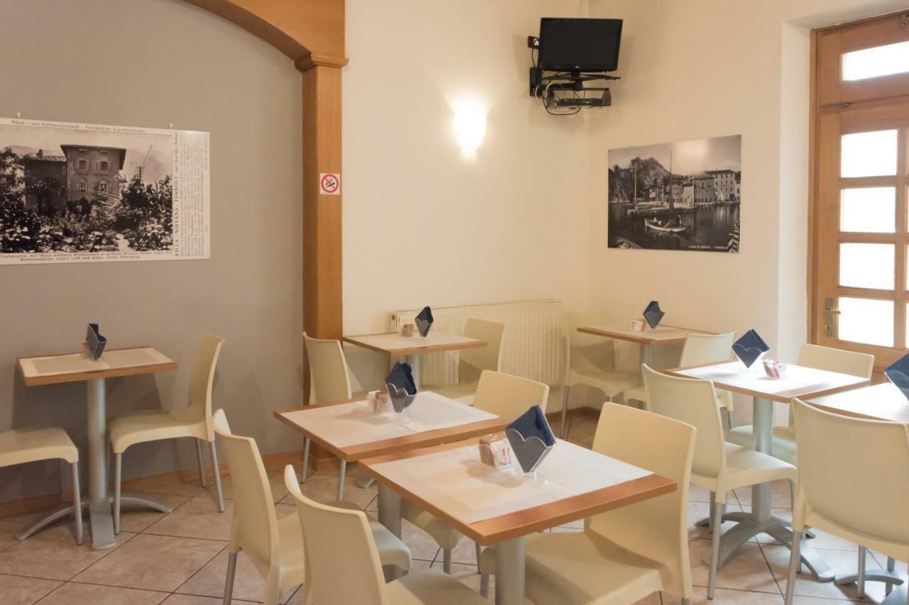 Couette-café Nirvana Torbole Sul Garda